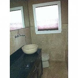 Great Single Family Home W/3 Bedroom 1 Bath in Oklahoma City, OK (Photo 3 of 4)