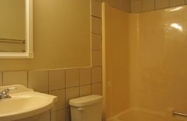 Renovated 3bedroom 2baths Ranch Style Home with Huge Entertainm in Calhoun, GA (Photo 3 of 3)