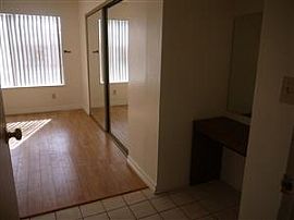 Gorgeous 4 Bedroom/2 Bath Home in Las Vegas, NV (Photo 4 of 5)