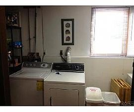 4br 2ba Home 2garage, in Great Location in Sioux Falls, SD (Photo 3 of 9)