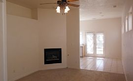 Convenient Lovely3bedrm Home in High Resort Village Rio Rancho in Rio Rancho, NM