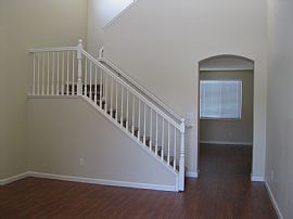 Beautiful 2 Story 4bd Newer Home (montego/stockton) in Stockton, CA (Photo 4 of 12)