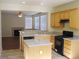 Beautiful 2 Story 4bd Newer Home (montego/stockton) in Stockton, CA (Photo 9 of 12)