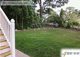 Apartment For Rent in Groton For 1100. in Borough, CT