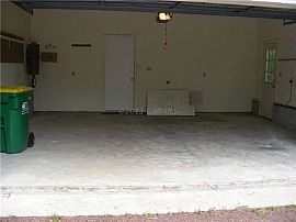 Single Family Home in Berlin, MD (Photo 3 of 10)