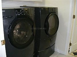 Single Family Home in Berlin, MD (Photo 4 of 10)