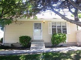 Renting a Gorgeous 3 Bedroom 2 Bathroom Home Right Away in Salt Lake City, UT