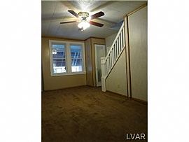 Beautiful 3 Bedroom Home Nice Neighborhood W/washer and Dryer in Allentown, PA (Photo 4 of 4)