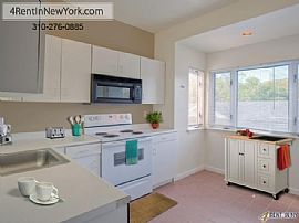 2 Bedrooms Apartment - Located in Downtown Stamfor in Stamford, CT (Photo 2 of 9)