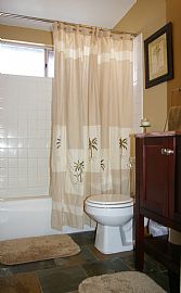 Trendy Furnished Palm House - Includes Utilities, Directv, Wifi in Twentynine Palms, CA (Photo 8 of 12)
