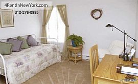 Lovely New London, 2 Bed, 1 Bath in Fort Trumbull, CT (Photo 2 of 9)