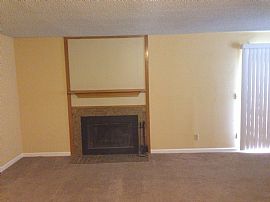 1bedroom Condo Near Nine Mile Station in Aurora, CO (Photo 4 of 7)