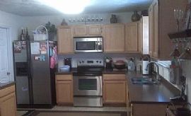 Great 3bedrooms 2.5baths Single Family Home Near Naval Hospital in Portsmouth, VA (Photo 2 of 5)