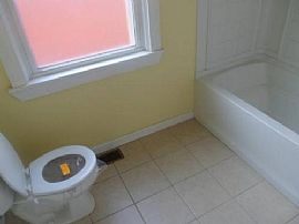 Spectacular 4 Bedroom 3.0 Bath Home W/appliances in Cincinnati, OH (Photo 4 of 4)