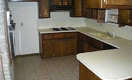 Spacious 3bedrooms, 2 Baths, 2 Car Garage Home!! in Oklahoma City, OK (Photo 2 of 4)