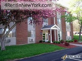 299 Move in Special! Spacious One Bedroom Apartmen in Rockville, CT
