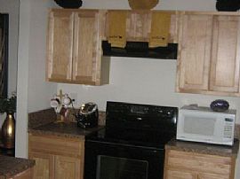 3bd / 2ba House in Crystal Springs  in Jacksonville, FL (Photo 6 of 8)