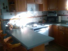 3 Bedroom, Aug 1, Pine Hills Neighborhood in Albany, NY (Photo 1 of 4)