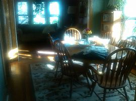 3 Bedroom, Aug 1, Pine Hills Neighborhood in Albany, NY (Photo 2 of 4)