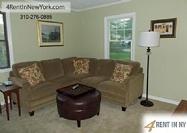 You Will Love This Charming Colonial in Desirable in Norwalk, CT (Photo 4 of 7)