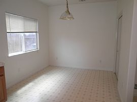 Morada West - 4 Bedroom in Stockton, CA (Photo 2 of 10)