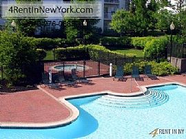 Danbury - Superb Apartment Nearby Fine Dining in Danbury, CT (Photo 7 of 9)