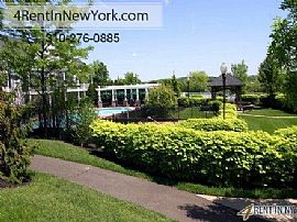 Danbury - Superb Apartment Nearby Fine Dining in Danbury, CT (Photo 9 of 9)