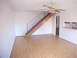 Spacious Two Story Condo with Garage in Pine Shado in Orlando, FL (Photo 2 of 7)