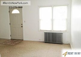 House For Rent in Stamford For 2250. Offstreet Par in Stamford, CT (Photo 6 of 8)