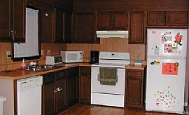 Beautiful 3 Bedroom 2 Bathroom, Rock Fireplace and Hardwood Flo in Douglasville, GA (Photo 2 of 6)