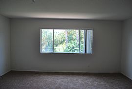 Sierra Lakes Golf Home Prime Location 5 Bedroom 3 Bath Culdesac in Fontana, CA (Photo 6 of 12)