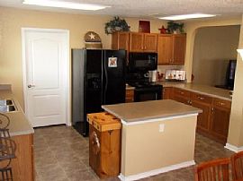 Cute, Well-Maintained 3/2 House For Rent in San Antonio, TX (Photo 4 of 12)