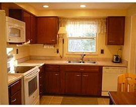 5 Bedroom House For Rent in Moon Township Close to The Airport in Moon Township, PA (Photo 4 of 12)