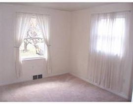 5 Bedroom House For Rent in Moon Township Close to The Airport in Moon Township, PA (Photo 8 of 12)