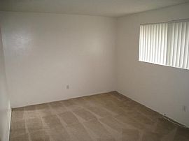  4bd / 3ba House in Lake Murray in San Diego, CA (Photo 10 of 12)