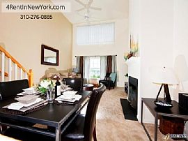 Apartment in Prime Location. Covered Parking! in Stamford, CT (Photo 5 of 9)