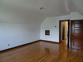 Large Renovated 5brs / 2baths Two Floor Levels Apt For Rent  in Brighton, MA (Photo 4 of 12)