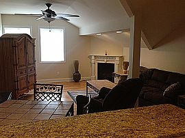 Luxury 2br Condo Close to Suny, Albany Law, Hospitals! in Albany, NY (Photo 2 of 10)