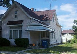 3 Bedroom House Near Ut in Toledo, OH