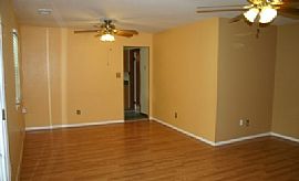 Beautiful 4bedrooms 2baths Ranch Home with Large Backyard!! in Virginia Beach, VA (Photo 3 of 6)