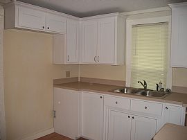 Leased! No Longer Available!classic Bungalow-Style 2br, 1ba  in Booneville, AR (Photo 2 of 10)