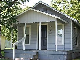 Leased! No Longer Available!classic Bungalow-Style 2br, 1ba  in Booneville, AR (Photo 4 of 10)