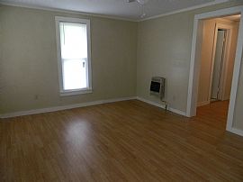 Leased! No Longer Available!classic Bungalow-Style 2br, 1ba  in Booneville, AR (Photo 5 of 10)