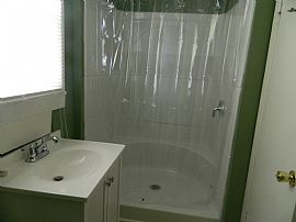 Leased! No Longer Available!classic Bungalow-Style 2br, 1ba  in Booneville, AR (Photo 6 of 10)