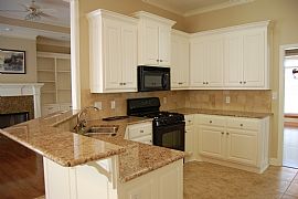 4 Bedroom 2 1/2 Bath West Lr Location in Little Rock, AR (Photo 3 of 4)