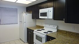 Top Floor Corner Overlooking Waterfront Views in Tierra Verde, FL (Photo 2 of 6)