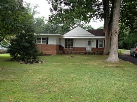 Lovely 3 Bedroom 2.5 Bath Rambler on a 1 Acre Shaded Lot in Silver Spring, MD