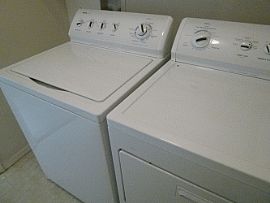 Cute Immaculate 3bedroom 1.5baths in Rochester, NY (Photo 9 of 11)