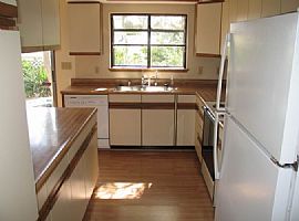 Lovely 4 Bedroom in a Nice Location in San Diego, CA (Photo 3 of 5)