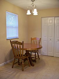 2 Bedroom Duplex in Quiet Setting in Fairview Heights, IL (Photo 6 of 11)